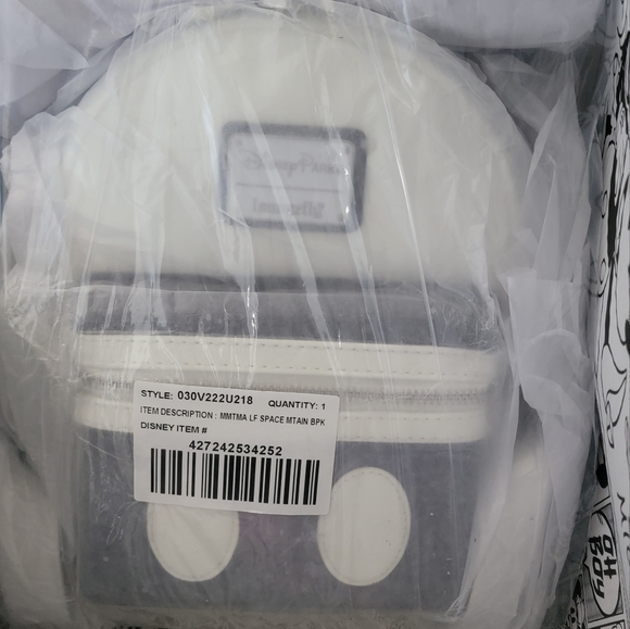 Loungefly Disney Mickey Mouse The Main Attraction Backpack!!!Brand new - Picture 11 of 12